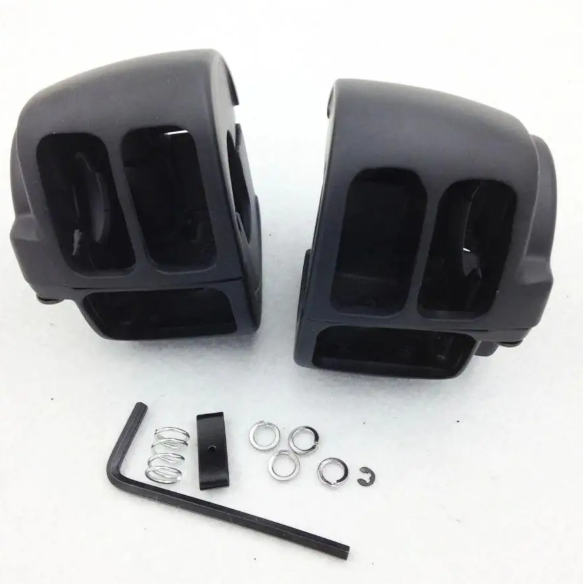 Motorcycle Handlebar Switch Housing Cover For Harley Dyna Sportster Softail Touring 1996-2006